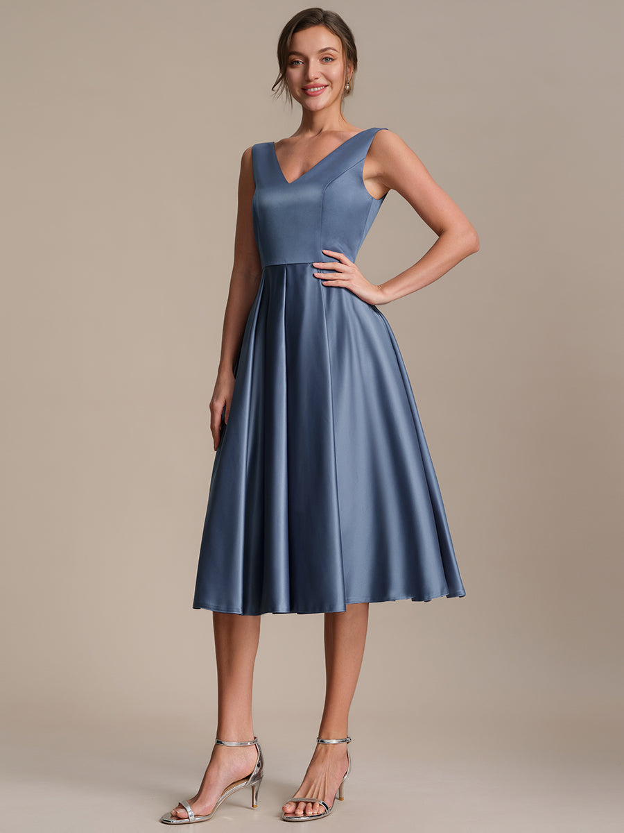 Color=Dusty Blue | Factory Design Sleeveless V-Neck Pleated Ball-Gown Midi Wedding Guest Dresses-Dusty Blue 4