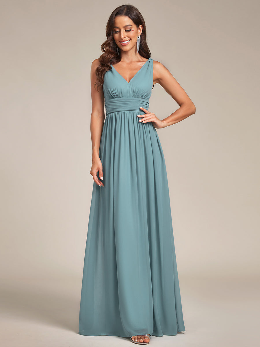 Color=Light teal