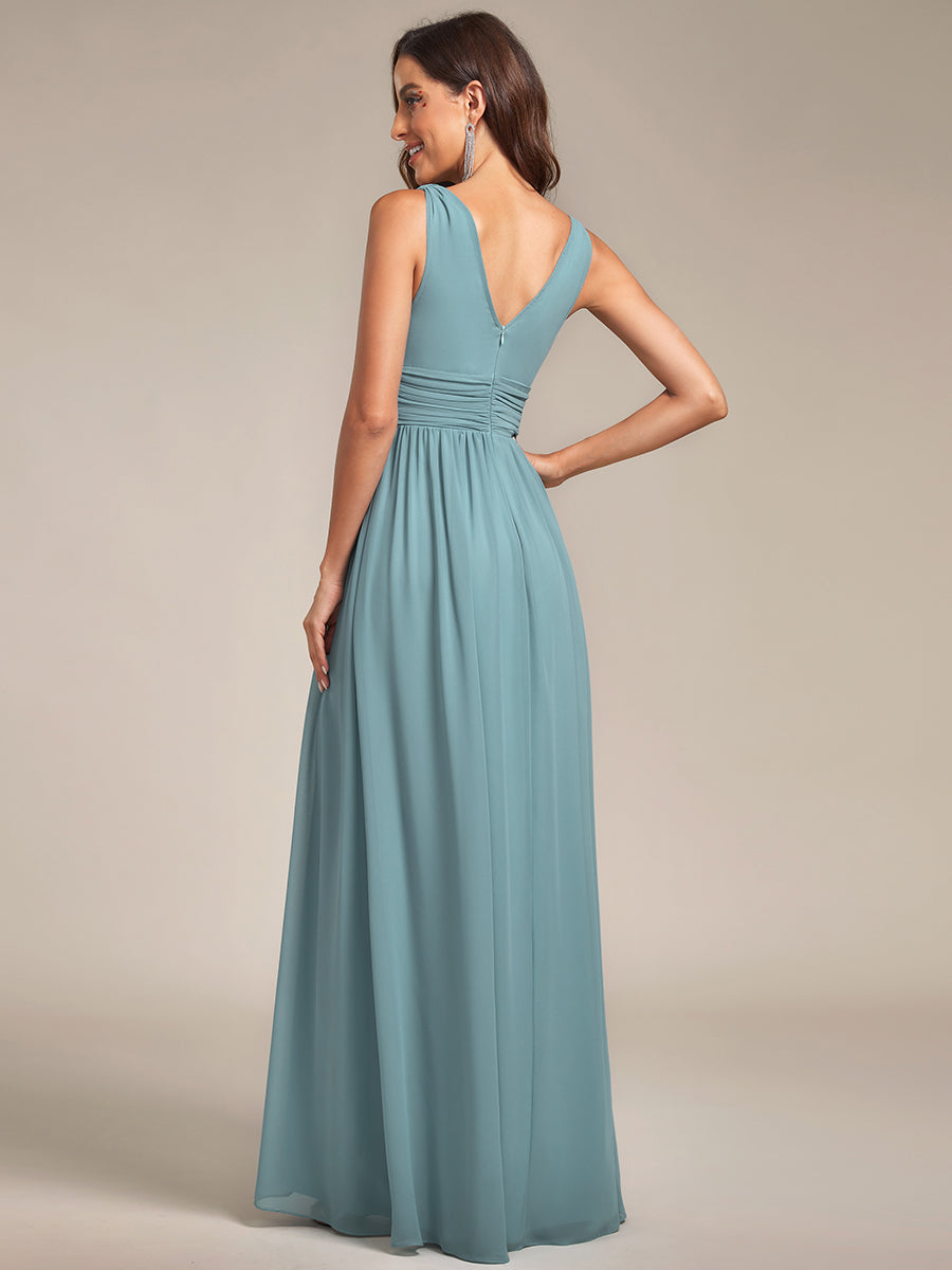 Color=Light teal