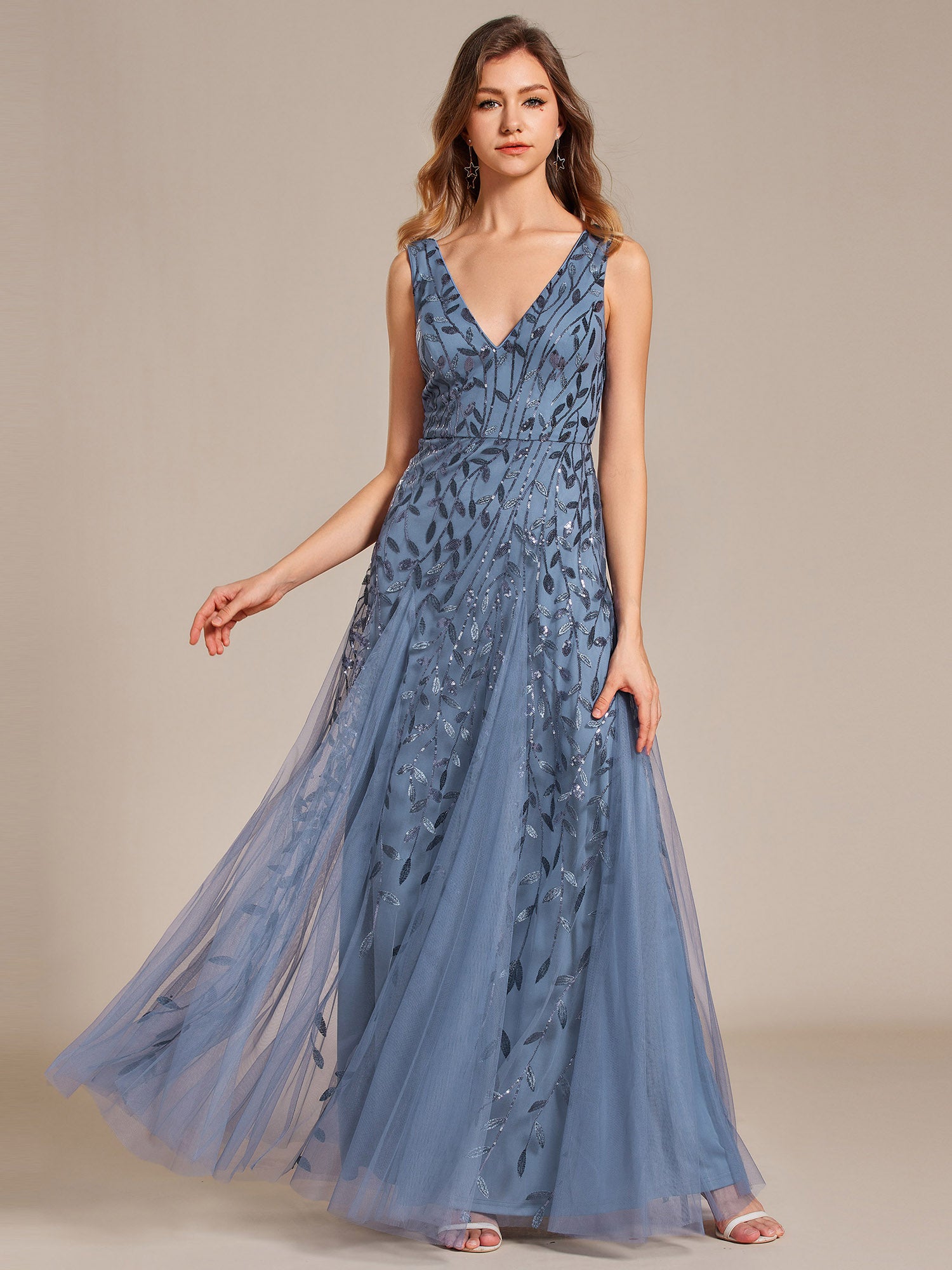 Color=Dusty Blue