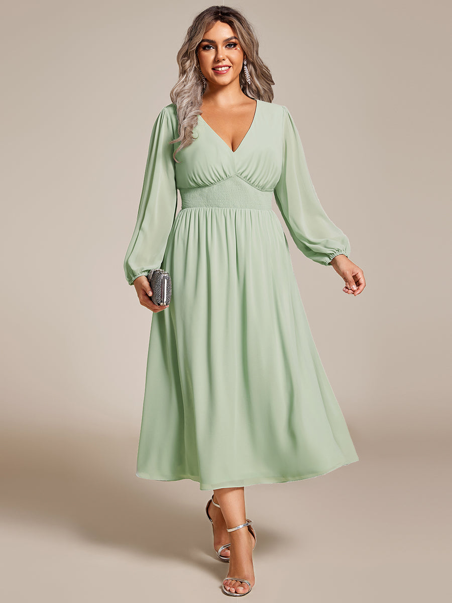 Plus Size Knee Length Chiffon Wholesale Wedding Guest Dresses With Long Sleeves #Color_Mint Green