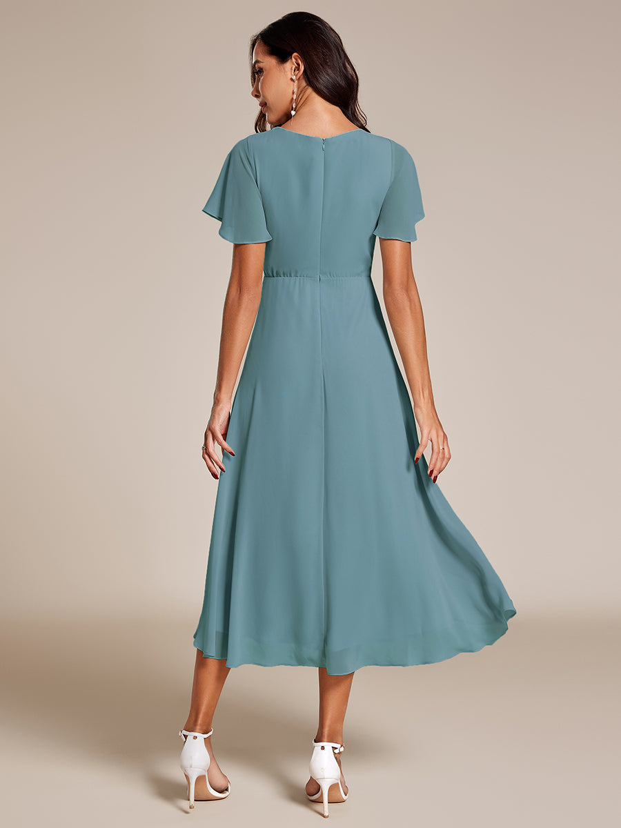 Color=Light teal