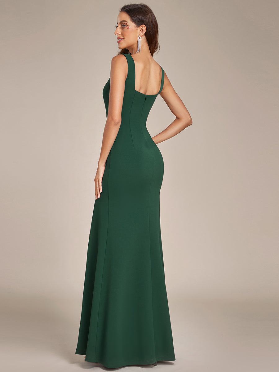 Color=Dark Green