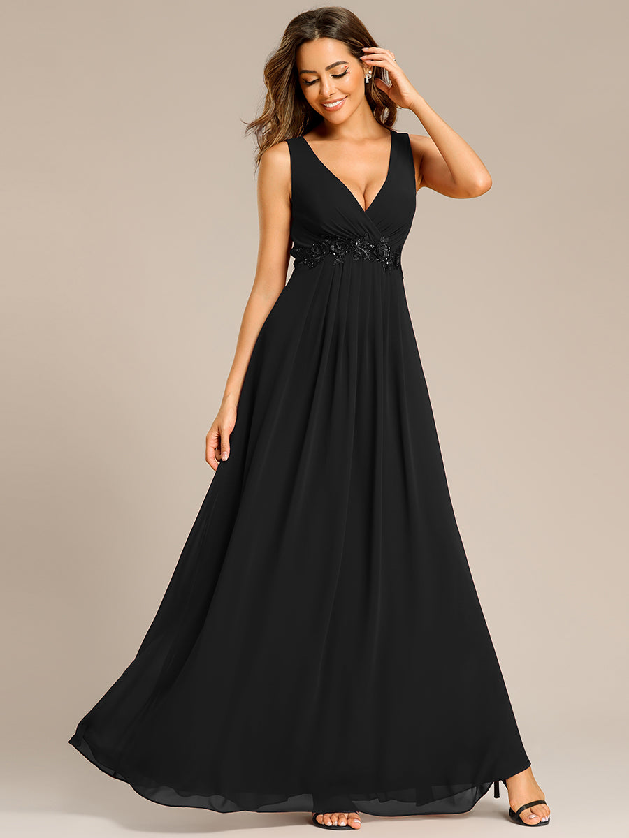 A-Line V Neck Appliques Ruched Wholesale Evening Dresses#Color_Black